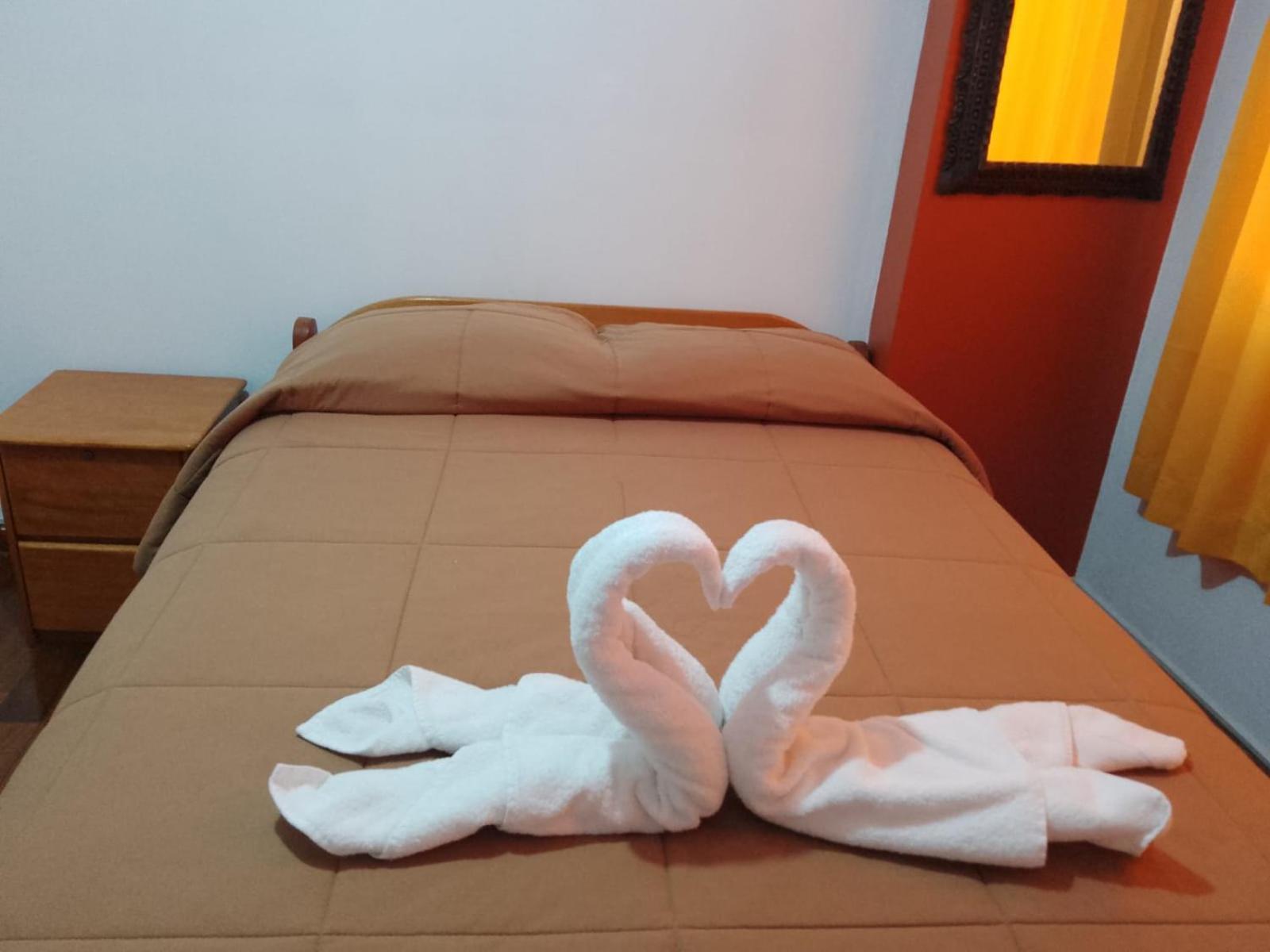 Hostal Con Vista A La Ciudad Santa Ana Cuzco Esterno foto