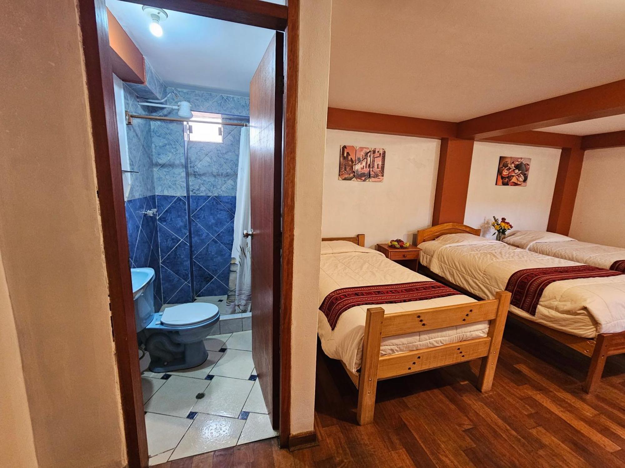 Hostal Con Vista A La Ciudad Santa Ana Cuzco Esterno foto