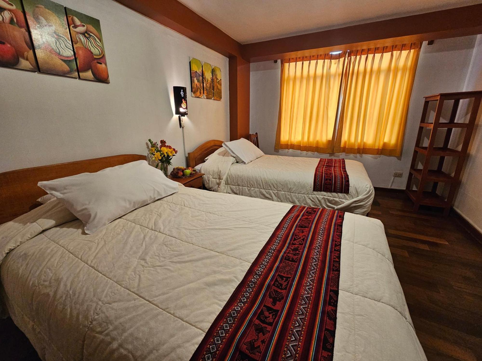 Hostal Con Vista A La Ciudad Santa Ana Cuzco Esterno foto