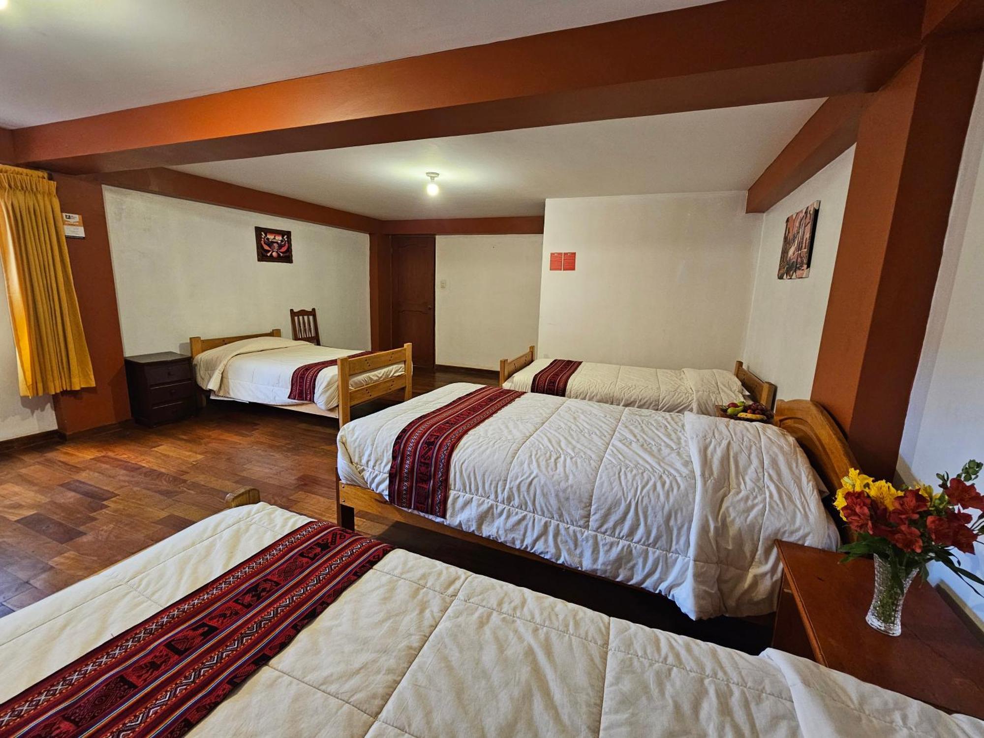 Hostal Con Vista A La Ciudad Santa Ana Cuzco Esterno foto